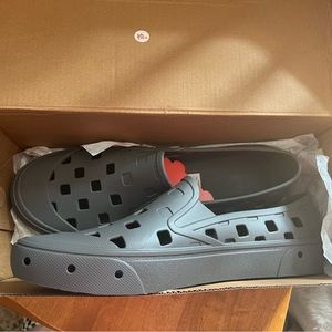 Vans Trek Mens size 9